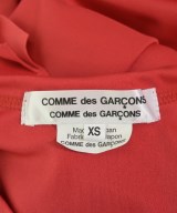 COMME des GARCONS COMME des GARCONS（コムデギャルソンコムデギャルソン）Tシャツ・カットソー 赤 サイズ:XS レディース/2200665766183