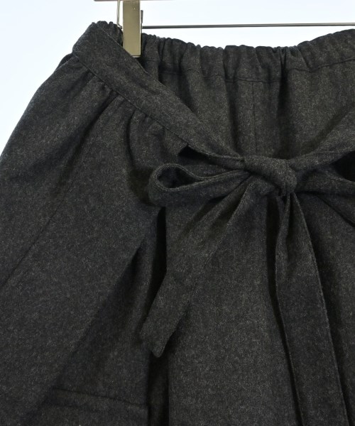 COMME des GARCONS COMME des GARCONS（コムデギャルソンコムデギャルソン）クロップドパンツ グレー サイズ:M レディース/2200667526129