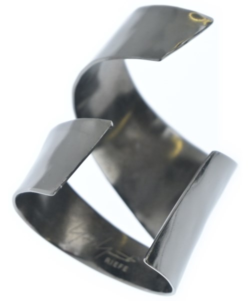 Yohji Yamamoto（ヨウジヤマモト）ブレスレット・バングル シルバー サイズ:- レディース/2200623755136