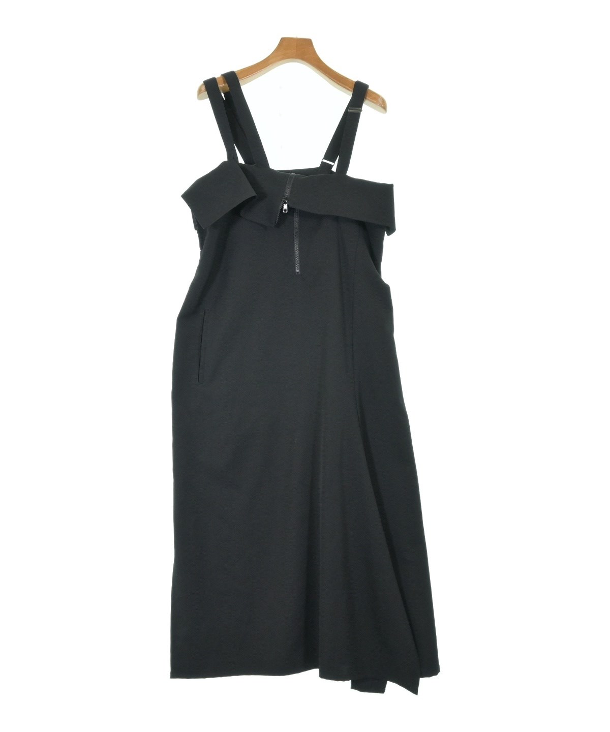 Yohji Yamamoto +NOIR（ヨウジヤマモトプリュスノアール