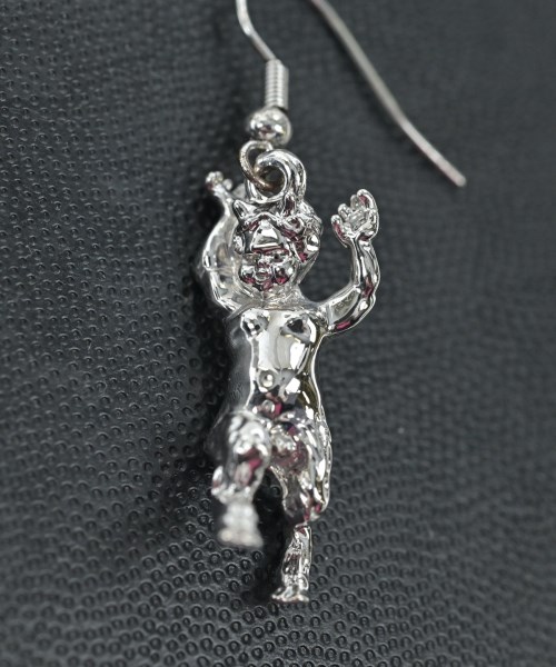 Vivienne Westwood（ヴィヴィアンウエスドウッド）ピアス シルバー サイズ:- レディース/2200624492061