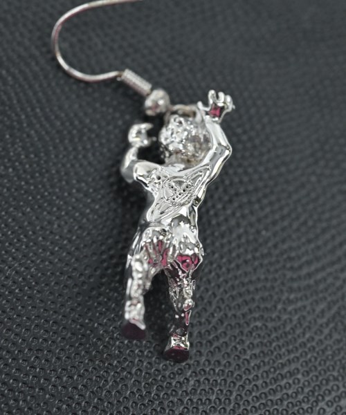 Vivienne Westwood（ヴィヴィアンウエスドウッド）ピアス シルバー サイズ:- レディース/2200624492061