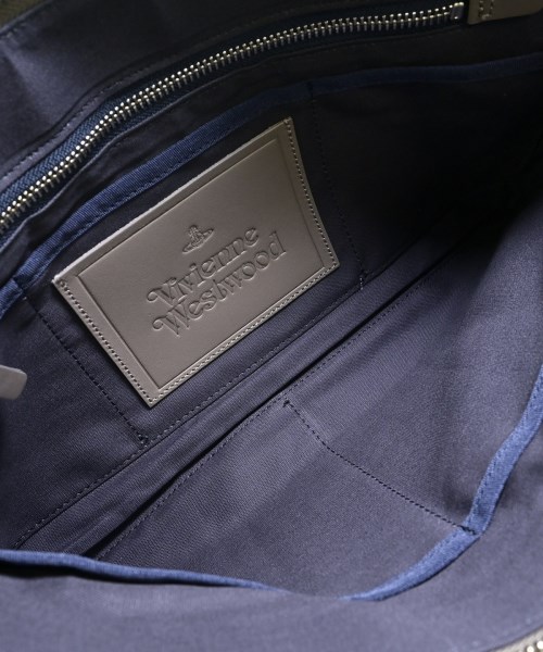 Vivienne Westwood（ヴィヴィアンウエスドウッド）クラッチバッグ グレー サイズ:- メンズ/2200657241070