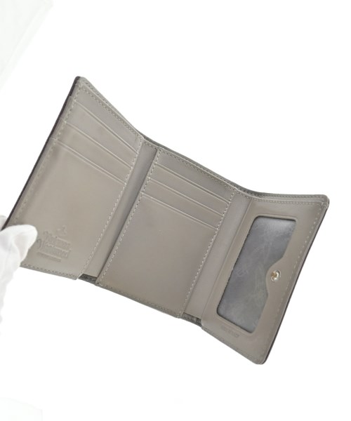 Vivienne Westwood（ヴィヴィアンウエスドウッド）財布・コインケース 茶 サイズ:- レディース/2200647897089