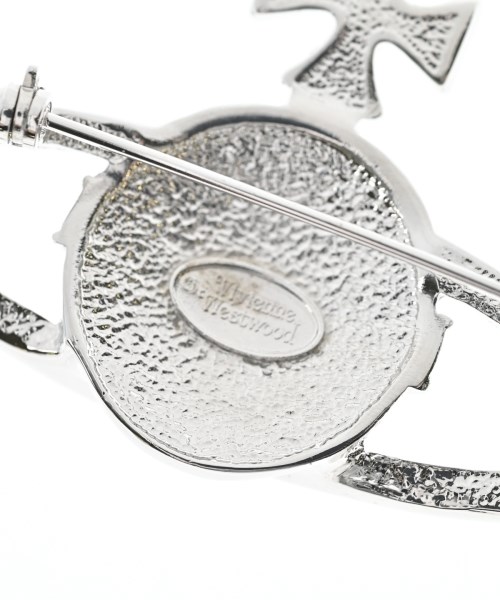 Vivienne Westwood（ヴィヴィアンウエスドウッド）ブローチ・コサージュ シルバー サイズ:- レディース/2200664620028