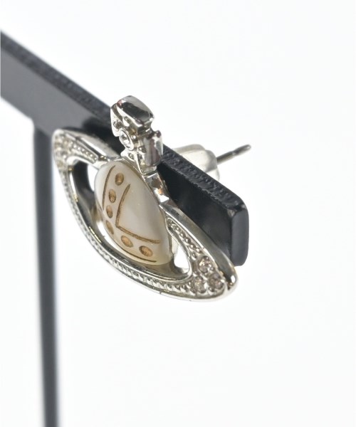 Vivienne Westwood（ヴィヴィアンウエスドウッド）ピアス シルバー サイズ:- レディース/2200669857085