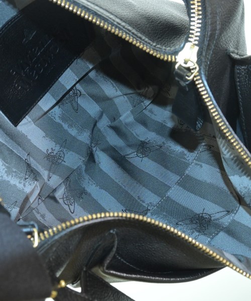 Vivienne Westwood MAN（ヴィヴィアンウエストウッドマン）ショルダーバッグ 黒 サイズ:- メンズ/2200687966042