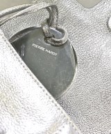 PIERRE HARDY（ピエールアルディ）ハンドバッグ シルバー サイズ:- レディース/2200644745512