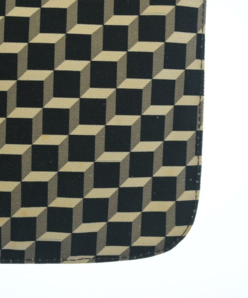 PIERRE HARDY（ピエールアルディ）クラッチバッグ 黒 サイズ:- メンズ/2200657390020