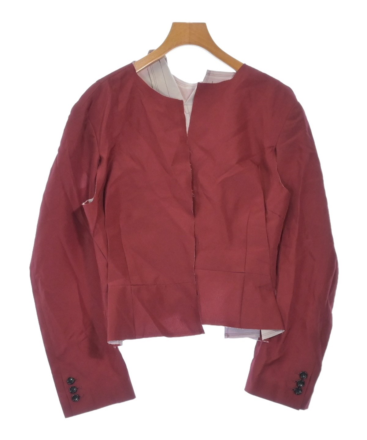 COMME des GARCONS（コムデギャルソン）ノーカラージャケット 赤