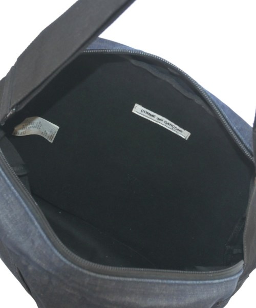 COMME des GARCONS（コムデギャルソン）ショルダーバッグ 紺 サイズ:- レディース/2200622758091