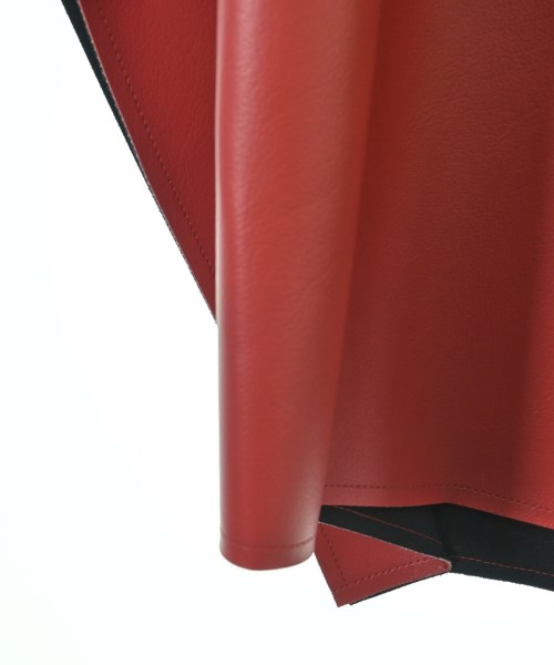 COMME des GARCONS（コムデギャルソン）ひざ丈スカート 赤 サイズ:XS レディース/2200626745035
