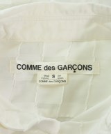 COMME des GARCONS（コムデギャルソン）カジュアルシャツ 白 サイズ:S レディース/2200602152390