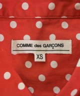 COMME des GARCONS（コムデギャルソン）カジュアルシャツ 赤 サイズ:S レディース/2200612046023