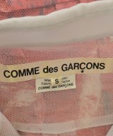 COMME des GARCONS（コムデギャルソン）カジュアルシャツ 赤 サイズ:S レディース/2200602613020