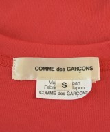 COMME des GARCONS（コムデギャルソン）Tシャツ・カットソー 赤 サイズ:S レディース/2200673088086