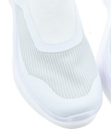 COMME des GARCONS（コムデギャルソン）スニーカー 白 サイズ:26cm レディース/2200647484173