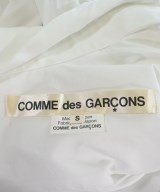 COMME des GARCONS（コムデギャルソン）カジュアルシャツ 白 サイズ:S レディース/2200652584028