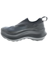 COMME des GARCONS（コムデギャルソン）スニーカー 紺 サイズ:25cm レディース/2200701982065