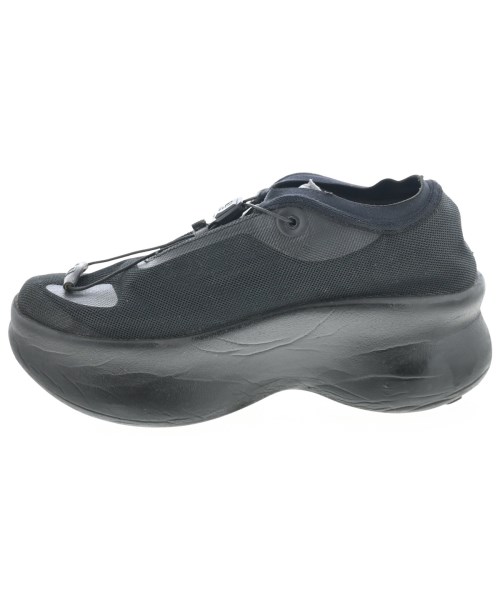 COMME des GARCONS（コムデギャルソン）スニーカー 黒 サイズ:23.5cm レディース/2200706161076