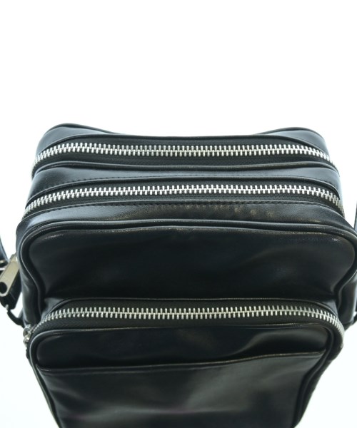 COMME des GARCONS（コムデギャルソン）ショルダーバッグ 黒 サイズ:- レディース/2200720882087
