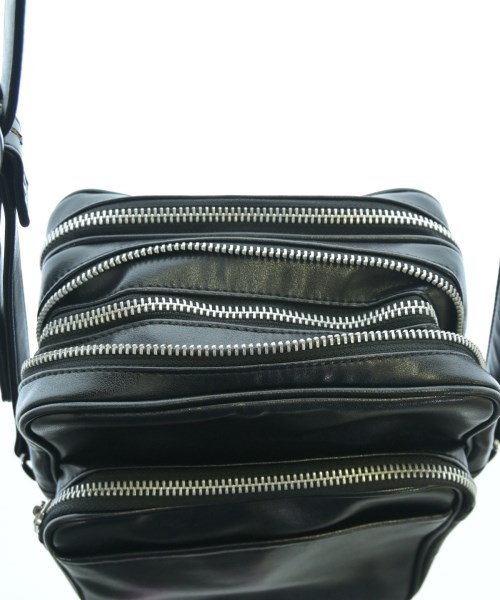 COMME des GARCONS（コムデギャルソン）ショルダーバッグ 黒 サイズ:- レディース/2200720882087