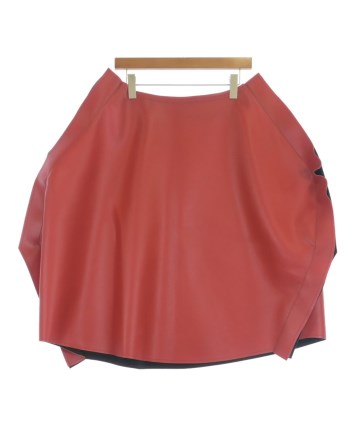 COMME des GARCONS（コムデギャルソン）ひざ丈スカート 赤 サイズ:XS