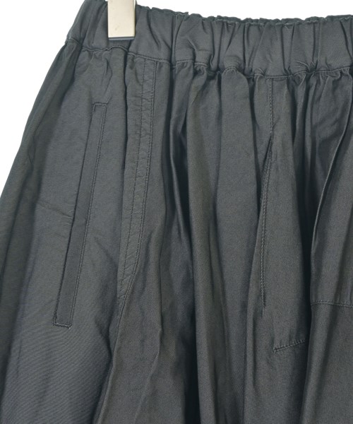 COMME des GARCONS（コムデギャルソン）ひざ丈スカート グレー サイズ:-(M位) レディース/2200727391032