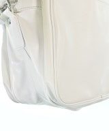 COMME des GARCONS（コムデギャルソン）ショルダーバッグ 白 サイズ:- レディース/2200684702148