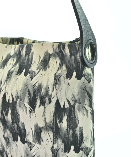 Jean Paul GAULTIER（ゴルチェ）ショルダーバッグ 白 サイズ:- レディース/2200626244064