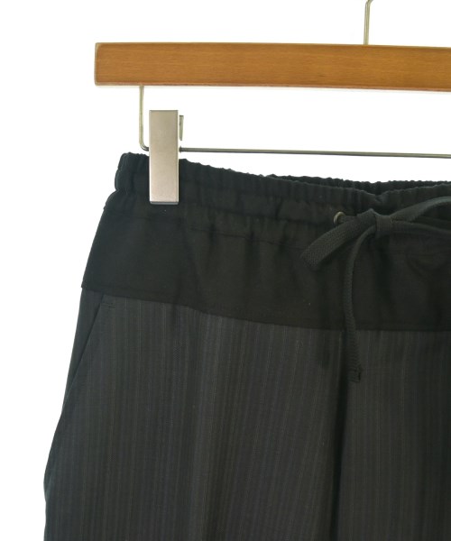 JUNYA WATANABE MAN（ジュンヤワタナベマン）スラックス グレー サイズ:XS メンズ/2200549013082