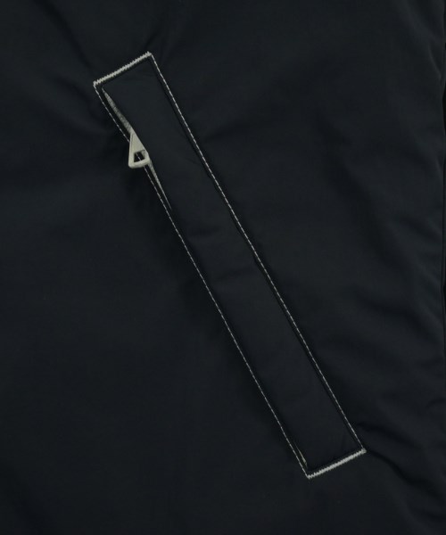 JUNYA WATANABE MAN（ジュンヤワタナベマン）ダウンジャケット/ダウンベスト 紺 サイズ:S メンズ/2200621072013