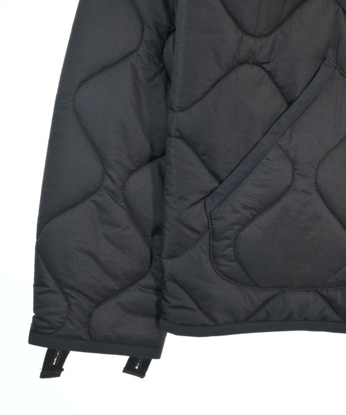 JUNYA WATANABE MAN（ジュンヤワタナベマン）ダウンジャケット/ダウンベスト 黒 サイズ:L メンズ/2200600891079