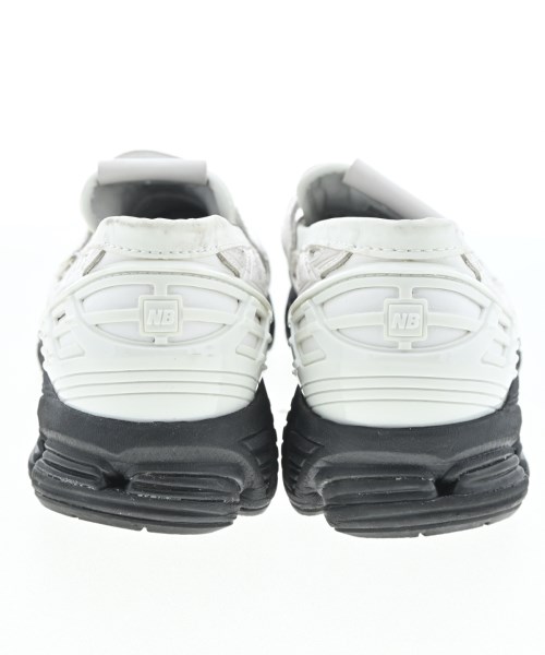 JUNYA WATANABE MAN（ジュンヤワタナベマン）スニーカー 白 サイズ:25cm メンズ/2200657516314