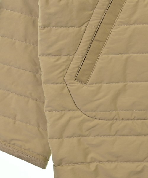 JUNYA WATANABE MAN（ジュンヤワタナベマン）ダウンジャケット/ダウンベスト ベージュ サイズ:XS メンズ/2200654074015