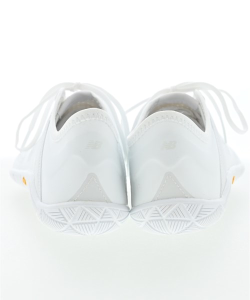 JUNYA WATANABE MAN（ジュンヤワタナベマン）スニーカー 白 サイズ:26cm メンズ/2200665714177