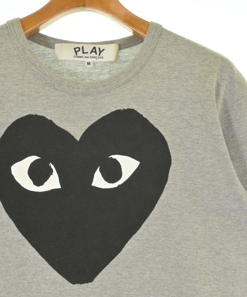 PLAY COMME des GARCONS（プレイコムデギャルソン）Tシャツ・カットソー グレー サイズ:M メンズ/2200621212037