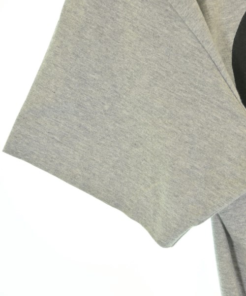 PLAY COMME des GARCONS（プレイコムデギャルソン）Tシャツ・カットソー グレー サイズ:M メンズ/2200621212037