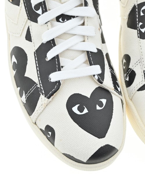PLAY COMME des GARCONS（プレイコムデギャルソン）スニーカー 白 サイズ:29cm メンズ/2200678412015