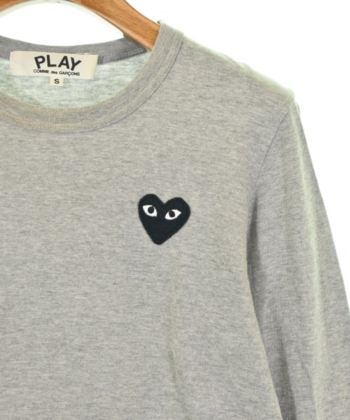 PLAY COMME des GARCONS（プレイコムデギャルソン）Tシャツ・カットソー グレー サイズ:S レディース/2200690918236