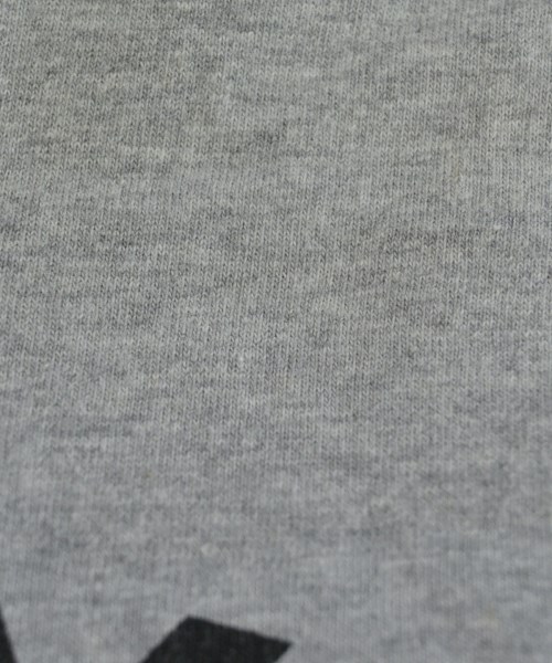 PLAY COMME des GARCONS（プレイコムデギャルソン）Tシャツ・カットソー グレー サイズ:S メンズ/2200647198124