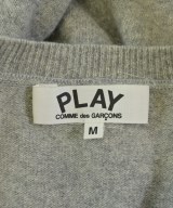 PLAY COMME des GARCONS（プレイコムデギャルソン）ニット・セーター グレー サイズ:M レディース/2200704524064