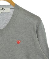 PLAY COMME des GARCONS（プレイコムデギャルソン）ニット・セーター グレー サイズ:M メンズ/2200690291025
