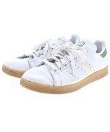 adidas スニーカー