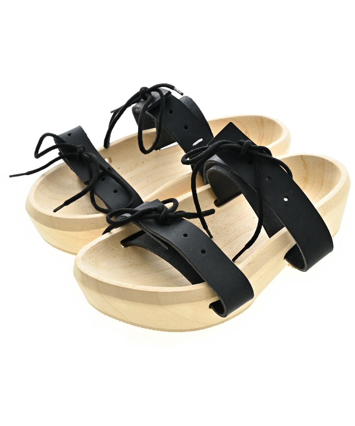 Maison Margiela サンダル ベージュx黒 2007424G0244 Maison Margiela（メゾンマルジェラ）サンダル ベージュ サイズ