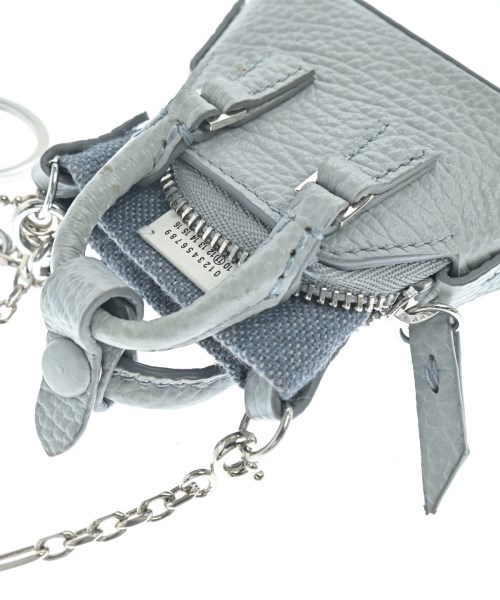Maison Margiela（メゾンマルジェラ）チャーム グレー サイズ:- レディース/2200638905052