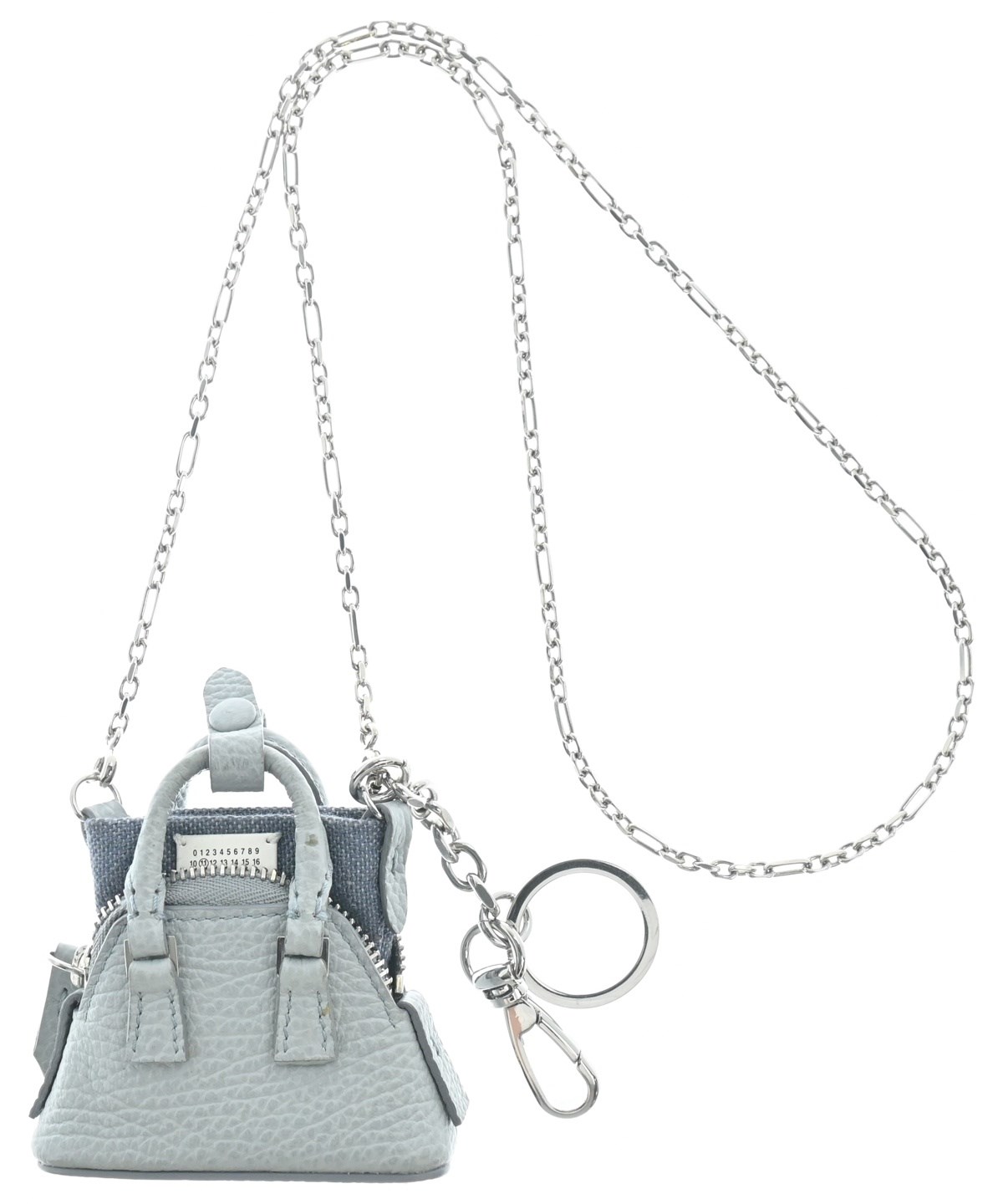 Maison Margiela（メゾンマルジェラ）チャーム グレー サイズ