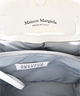 Maison Margiela（メゾンマルジェラ）ショルダーバッグ 白 サイズ:- レディース/2200642299048