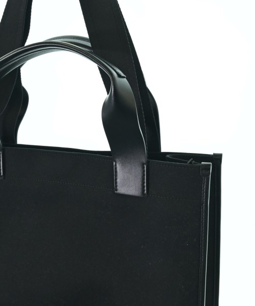 Maison Margiela（メゾンマルジェラ）ショルダーバッグ 黒 サイズ:- レディース/2200642299147