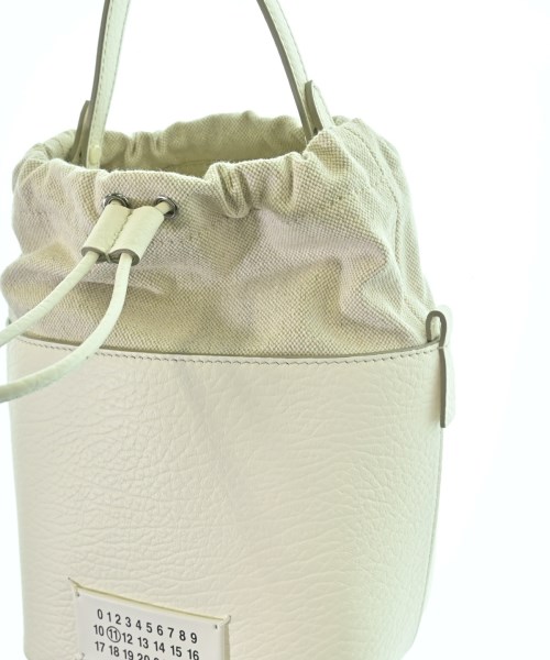 Maison Margiela（メゾンマルジェラ）ショルダーバッグ 白 サイズ:- レディース/2200642299291